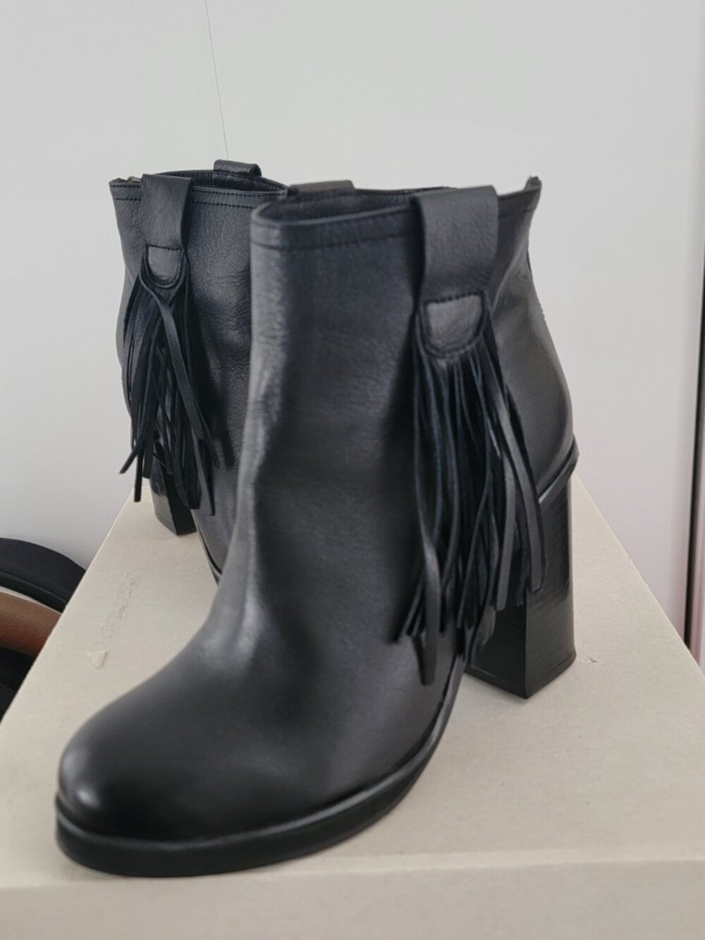 L'Intervalle Boots - Picture 4 of 4